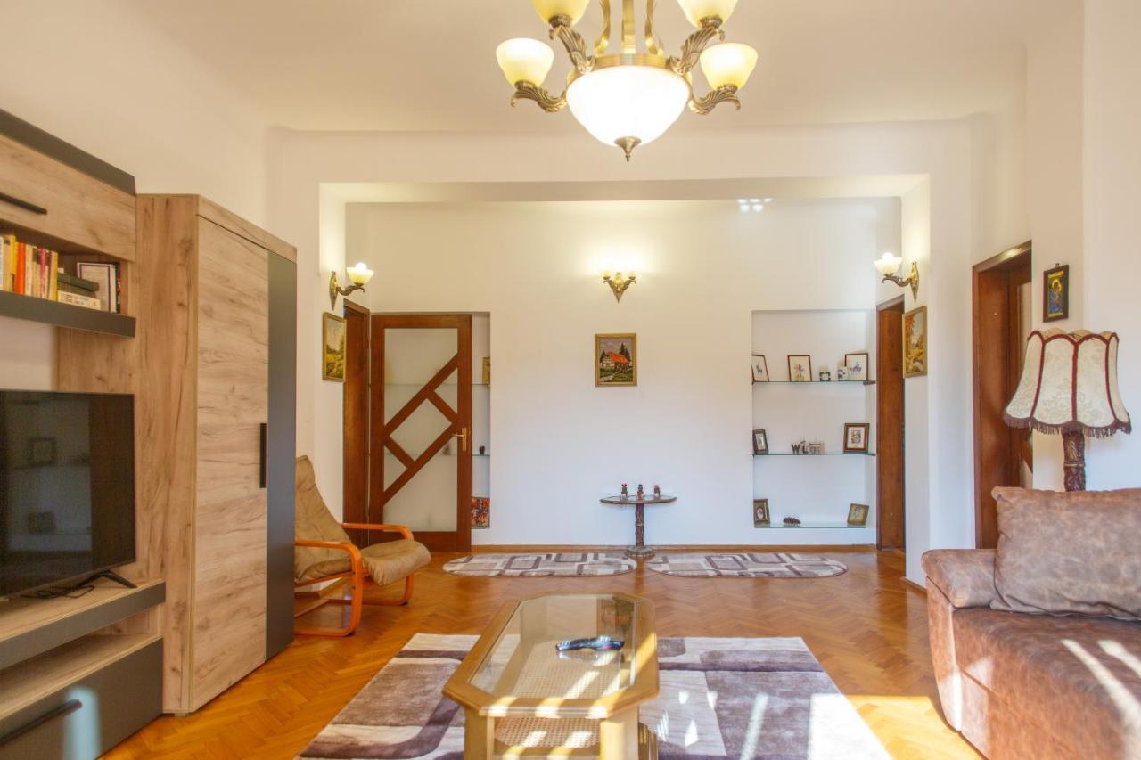 Barok Appart Braşov Exteriör bild